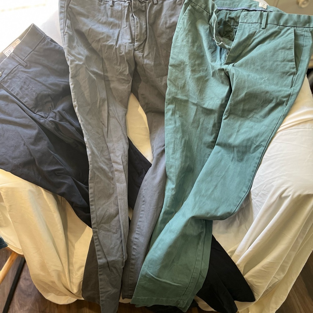 Men's Pants in Gray and Green